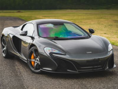 Rent a McLaren 650S Spider in Vienna
