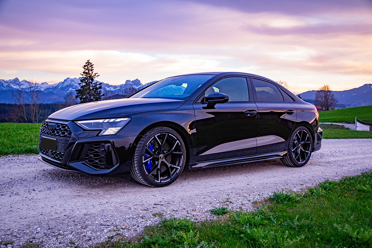 Rent an Audi RS3 8Y 2.5 TFSI north of Innsbruck