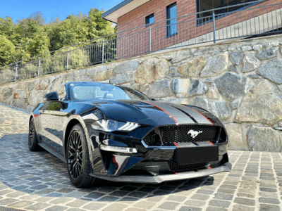Rent a Ford Mustang GT in Hufstein