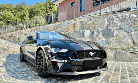 Rent a Ford Mustang GT in Hufstein