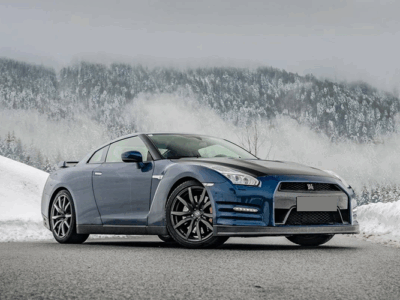Rent a Nissan GTR R35 in Imst