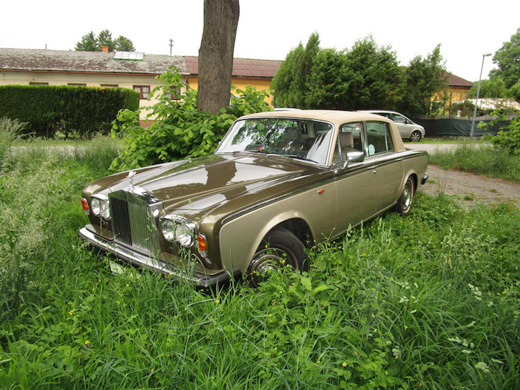 Rent Rolls Royce Silver Shadow II in Vienna Vorne