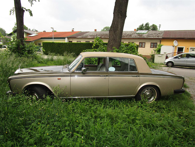 Rent Rolls Royce Silver Shadow II in Vienna Seite