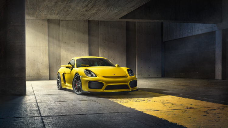 Rent Porsche Cayman GT4 in Leoben Hero